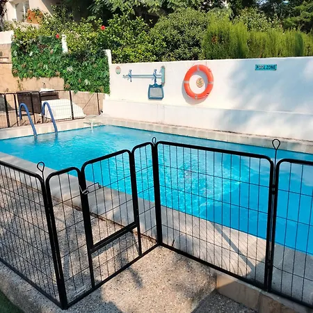 게스트하우스 Garden 4*