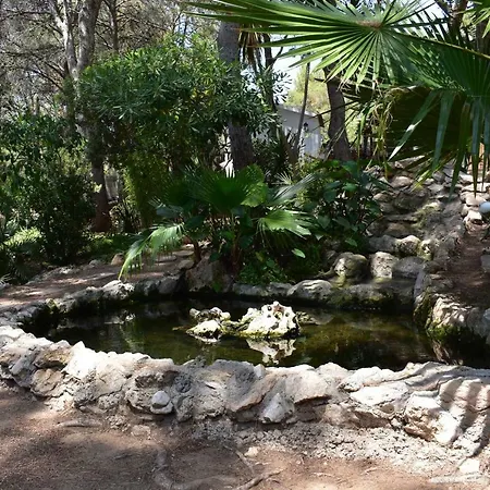 Garden Guest house