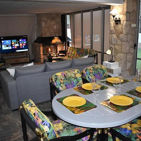 بيت ضيافة Garden 4*