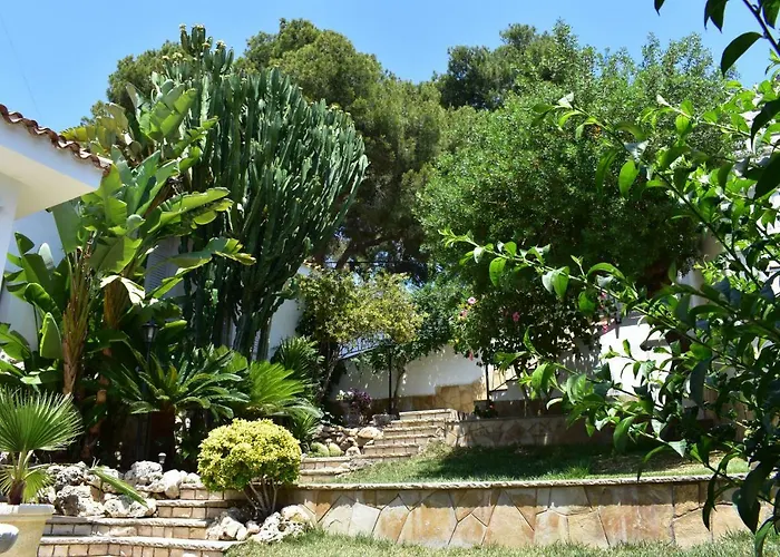 Πανσιόν Garden 4*