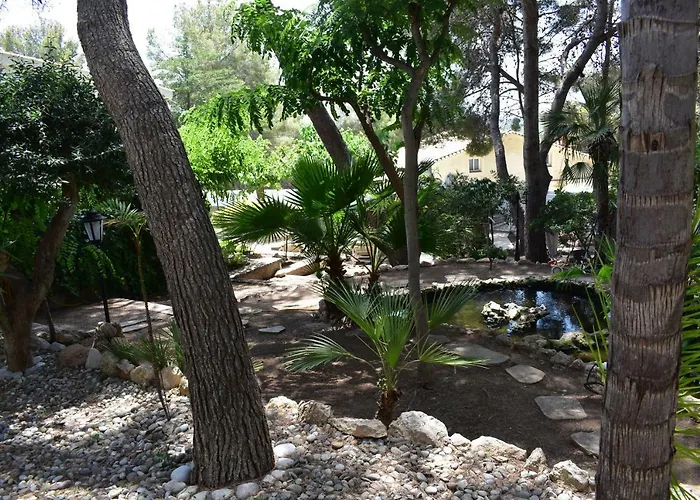 Garden 4*