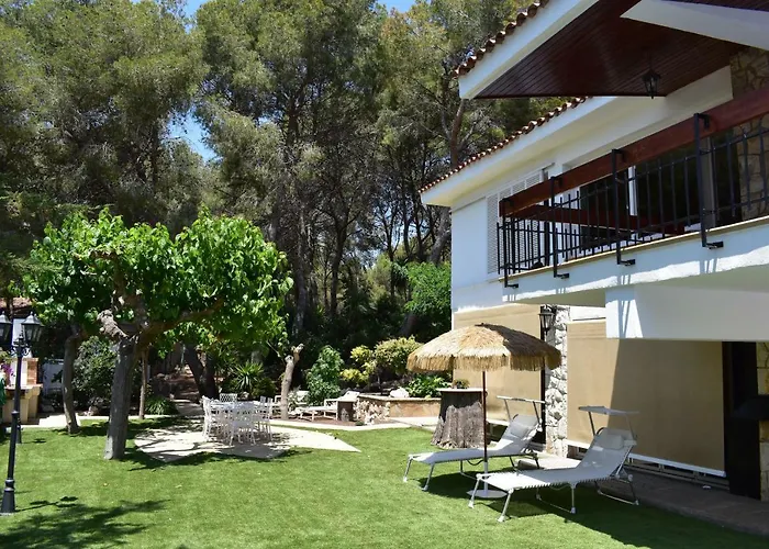 Garden Πανσιόν 4*