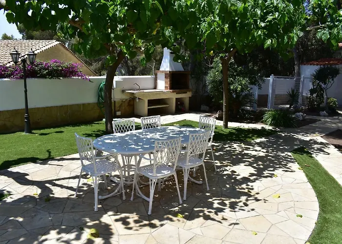 Garden Πανσιόν Ταραγόνα