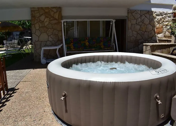 Garden Πανσιόν 4*