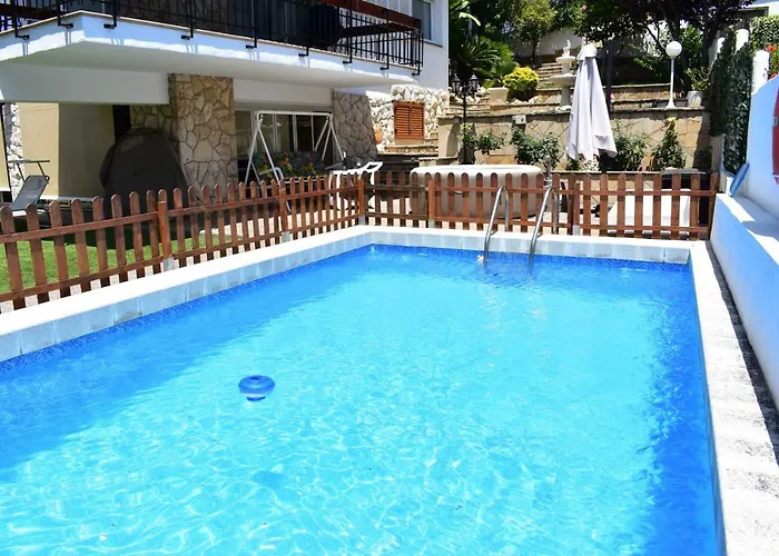 Garden Ταραγόνα